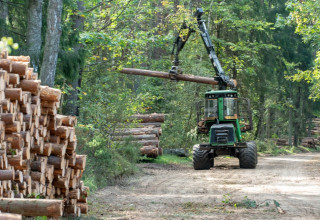 Харвестер и Форвардер – лучшая спецтехника для заготовки леса